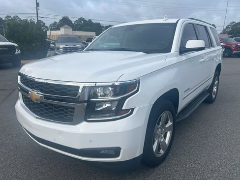 Used 2020 Chevrolet Tahoe LT w/ Luxury Package RWD image 4