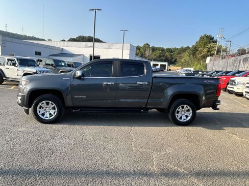 Used 2017 Chevrolet Colorado LT w/ Luxury Package, Chrome AWD/4WD image 4