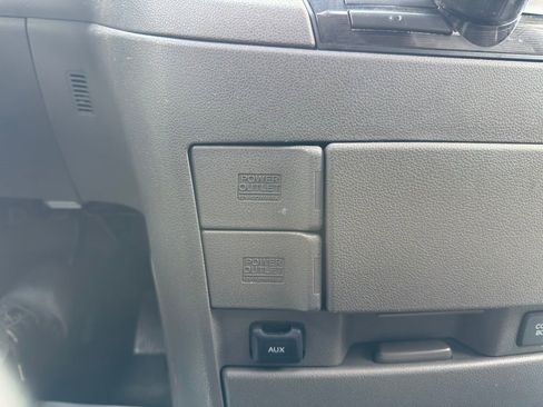 Used 2012 Honda Odyssey Touring image 23