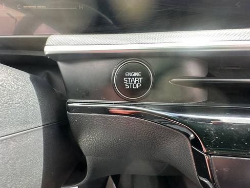Used 2025 Kia K5 LXS FWD image 34