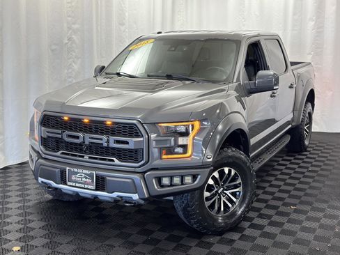 Used 2018 Ford F150 Raptor w/ Equipment Group 802A Luxury image 2