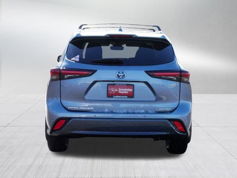 New 2024 Toyota Highlander Limited image 6