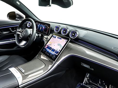 Used 2024 Mercedes-Benz CLE 300 CLE 300 4MATIC Coupe image 16