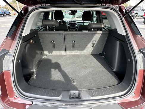 Used 2023 Chevrolet TrailBlazer LT w/ Convenience Package image 23