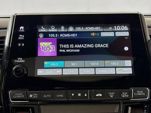 Used 2024 Honda Odyssey Touring image 17