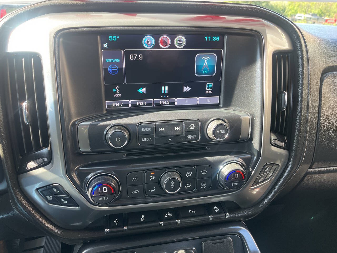 Used 2015 Chevrolet Silverado 2500 LTZ w/ LTZ Plus Package AWD/4WD image 30