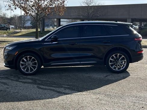 Used 2020 Lincoln Corsair FWD w/ Premium Package image 4