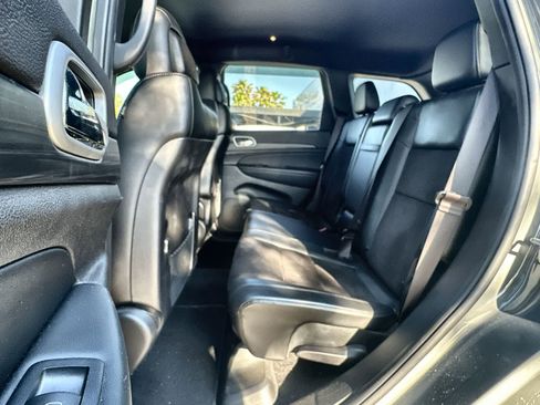 Used 2021 Jeep Grand Cherokee Laredo X image 4