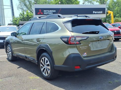 Used 2023 Subaru Outback Premium AWD/4WD image 6