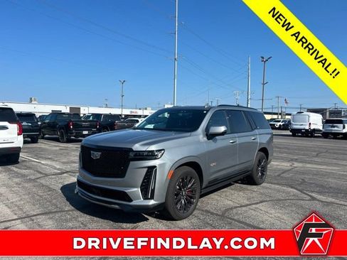 Used 2024 Cadillac Escalade V w/ LPO, ONYX Package AWD/4WD image 1