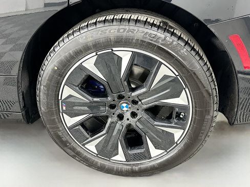 Used 2026 BMW iX xDrive45 w/ M Sport Package image 23