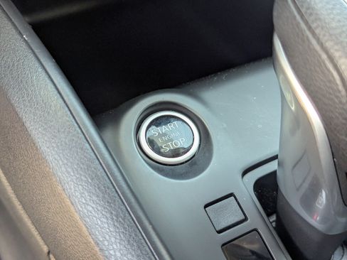 Used 2025 Nissan Kicks Play S FWD image 30