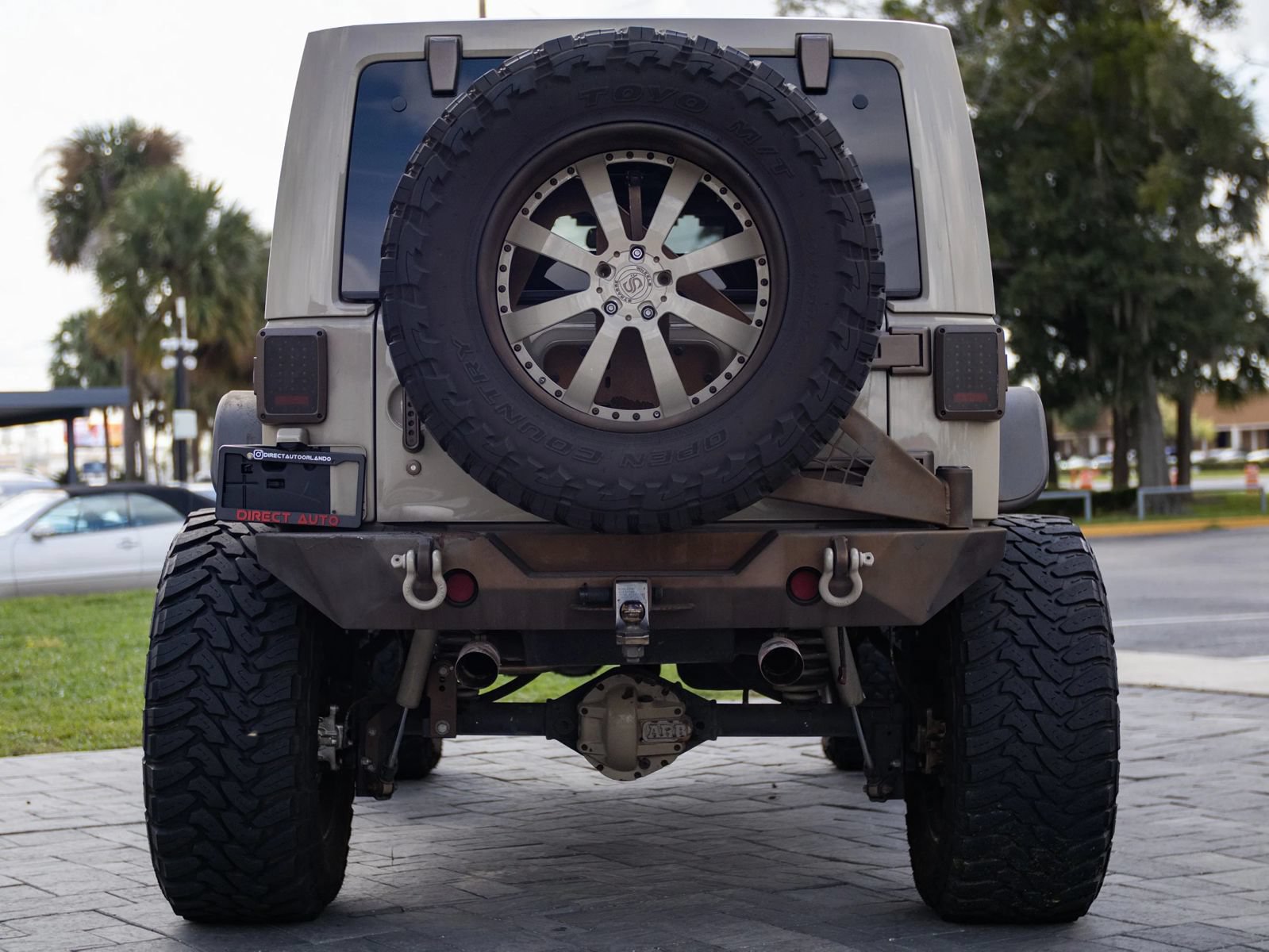 Used 2017 Jeep Wrangler Unlimited Sahara AWD/4WD image 13