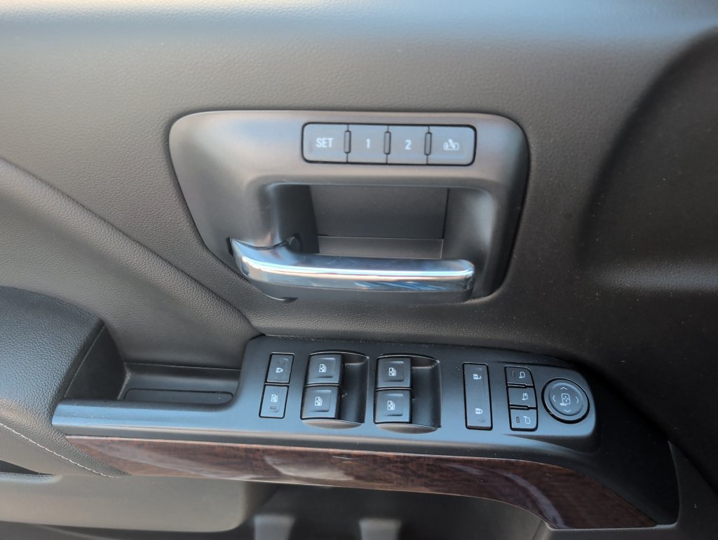 Used 2018 GMC Sierra 1500 SLT AWD/4WD image 19