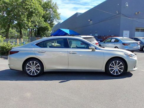 Used 2019 Lexus ES 350 w/ Premium Package FWD image 30