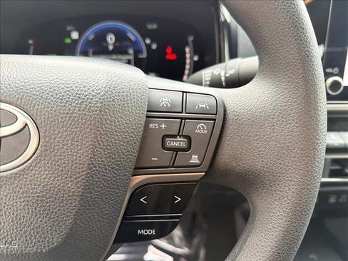 Used 2025 Toyota Camry LE image 16