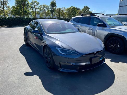 Used 2023 Tesla Model S image 2