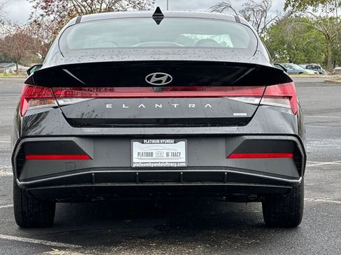 New 2026 Hyundai Elantra Sport image 5