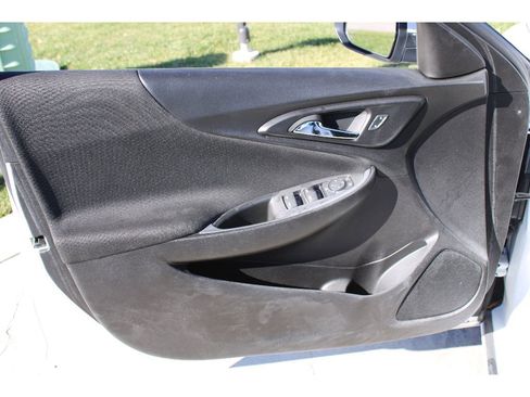 Used 2024 Chevrolet Malibu LT image 15