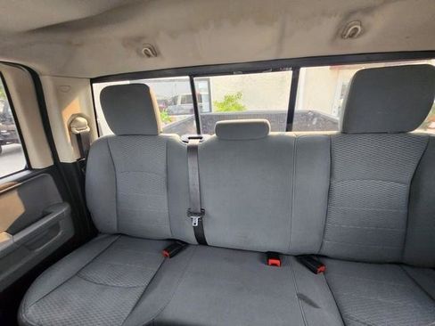 Used 2016 RAM 1500 Classic SLT AWD/4WD image 19