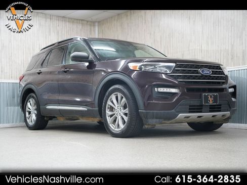 Used 2022 Ford Explorer XLT w/ Equipment Group 202A RWD image 1