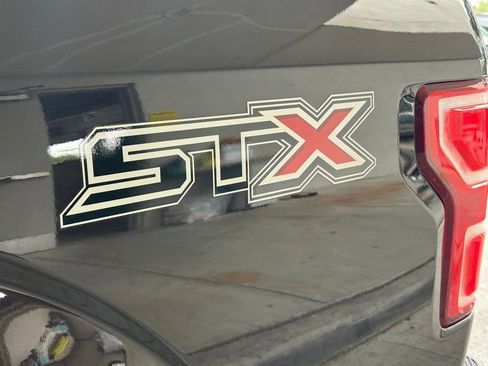Used 2019 Ford F150 XL w/ Equipment Group 101A Mid RWD image 16