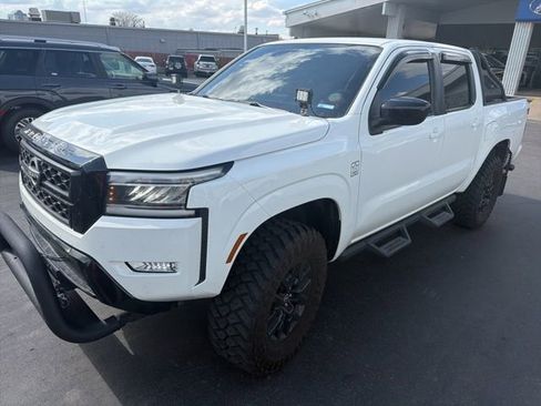 Used 2023 Nissan Frontier SV w/ Midnight Edition Package AWD/4WD image 1