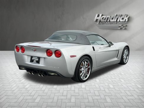 Used 2008 Chevrolet Corvette Convertible w/ Preferred Equipment Group RWD image 10