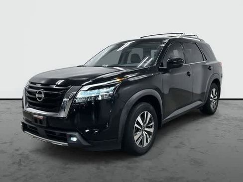 Used 2023 Nissan Pathfinder SL FWD image 1