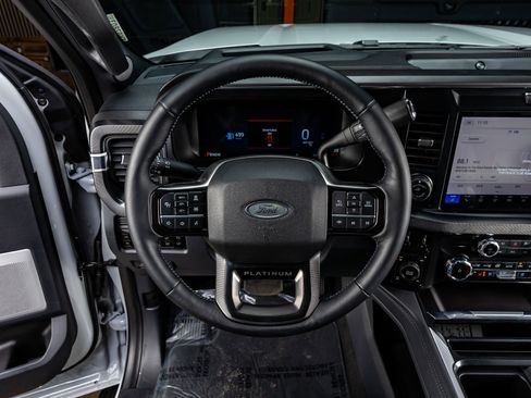 Used 2026 Ford F250 Platinum image 19