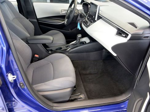 Used 2020 Toyota Corolla SE image 29