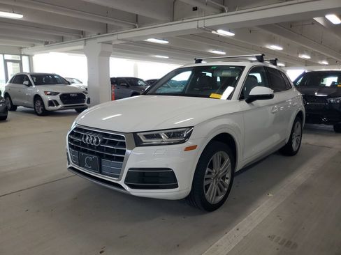 Used 2020 Audi Q5 2.0T Premium Plus w/ Premium Plus Package AWD/4WD image 1