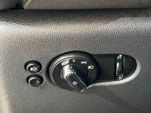 Used 2020 MINI Cooper S image 31