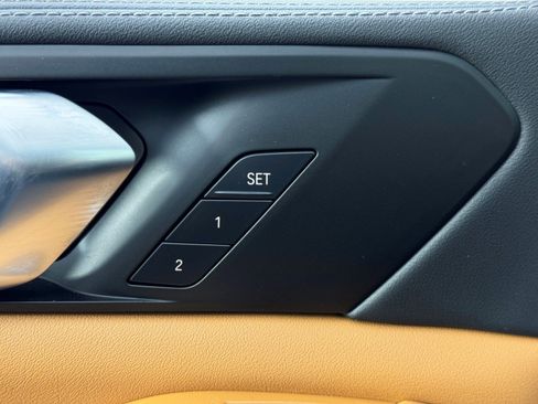 Used 2024 BMW X5 sDrive40i w/ M Sport Package image 18