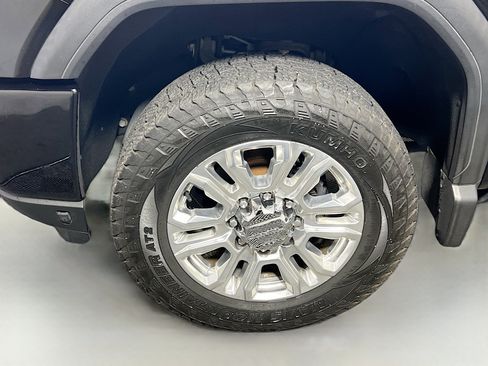 Used 2021 GMC Sierra 2500 Denali w/ Denali Ultimate Package image 13