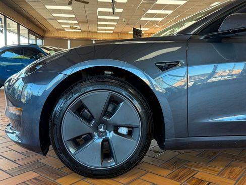 Used 2023 Tesla Model 3 Standard Range RWD image 16