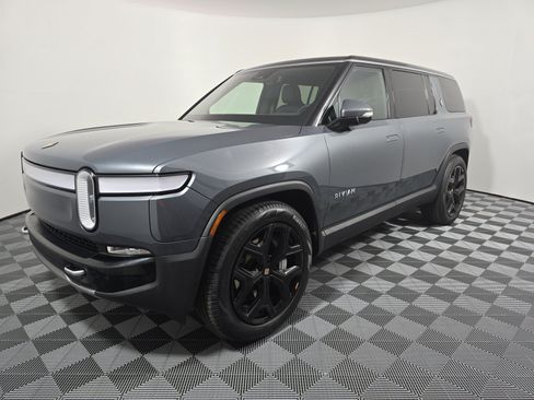 Used 2024 Rivian R1S Adventure AWD/4WD image 1