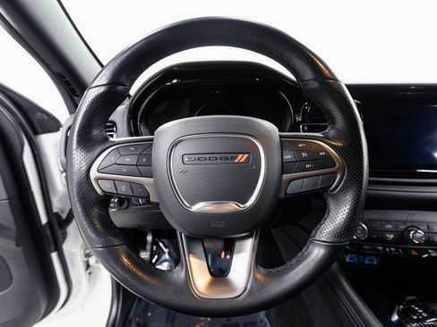 Used 2021 Dodge Durango SXT image 11
