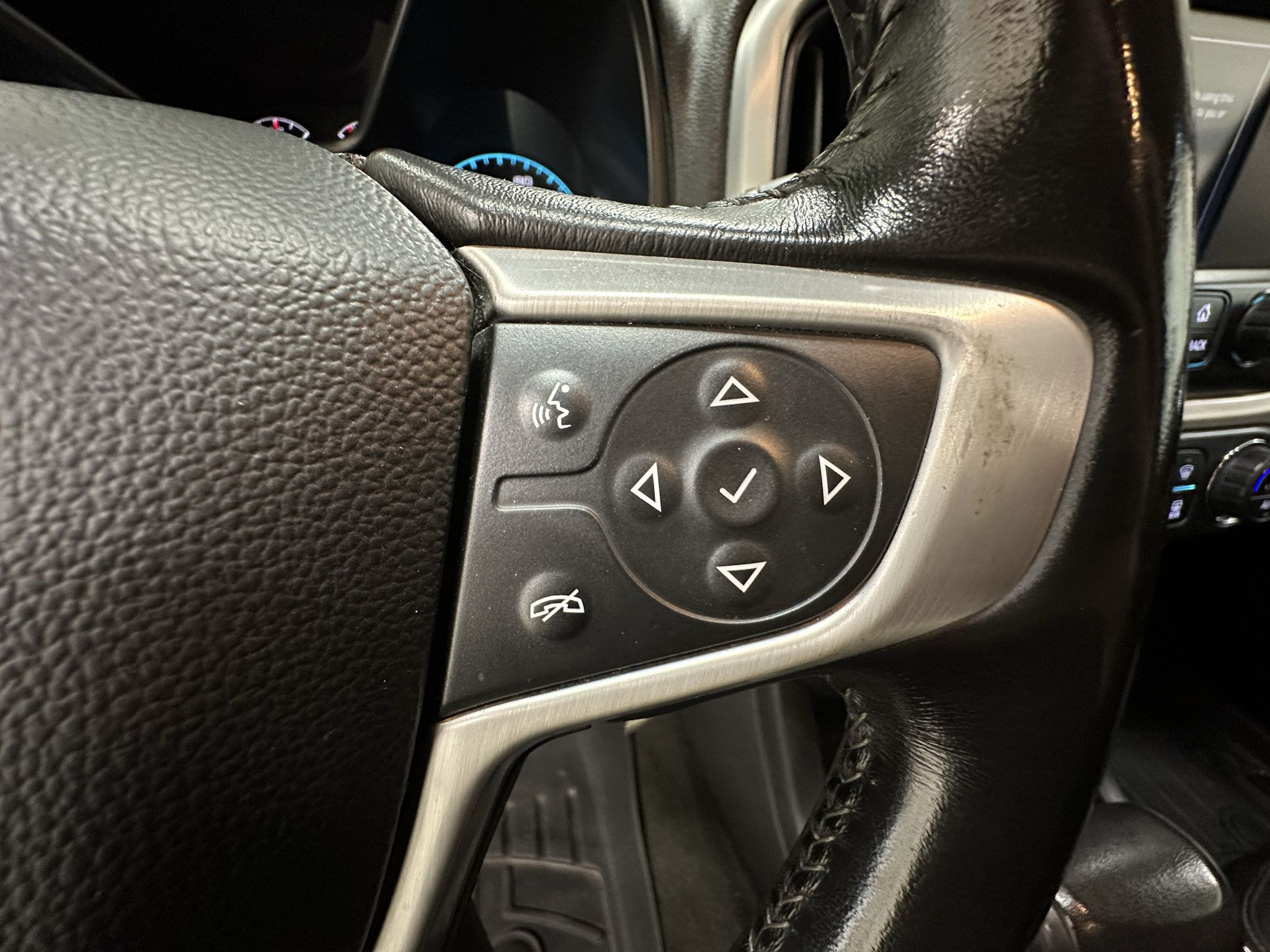 Used 2017 GMC Canyon SLE w/ SLE Convenience Package RWD image 30