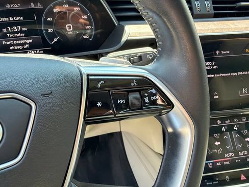 Used 2019 Audi e-tron Premium Plus w/ Cold Weather Package AWD/4WD image 17
