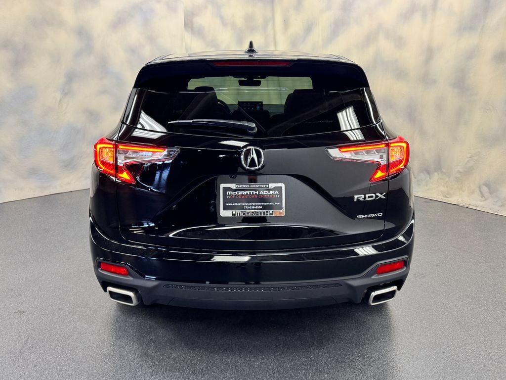 New 2026 Acura RDX SH-AWD image 5