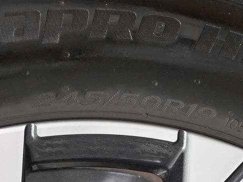 Used 2025 BMW X3 xDrive30i w/ Premium Package image 32