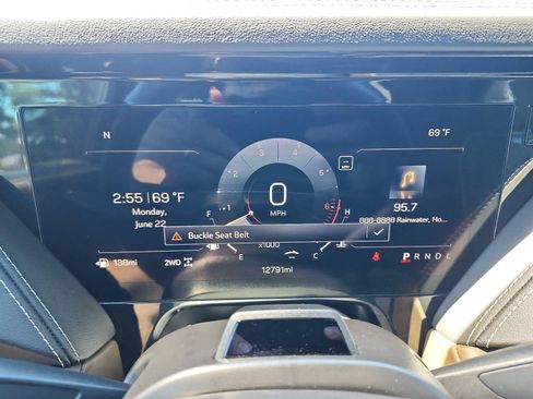 Certified 2025 GMC Yukon XL Denali Ultimate AWD/4WD image 26