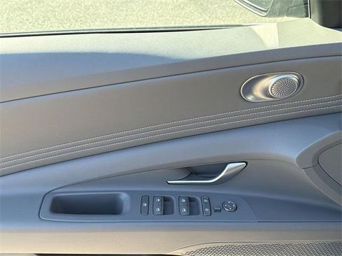 New 2026 Hyundai Elantra Sport image 15