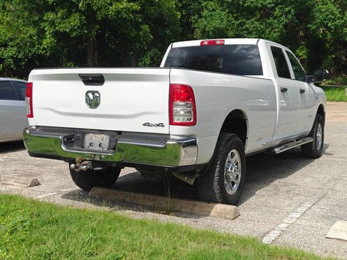 Used 2022 RAM 2500 Tradesman w/ Chrome Appearance Group AWD/4WD image 5