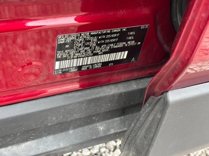 Used 2025 Toyota RAV4 LE AWD/4WD image 25