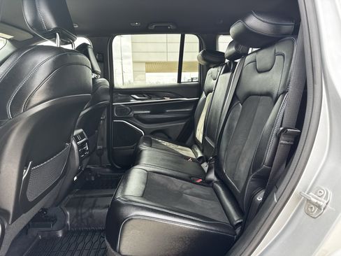 Used 2022 Jeep Grand Cherokee Trailhawk image 29