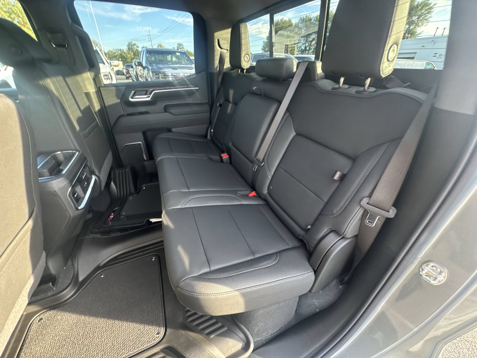 New 2026 GMC Sierra 1500 SLT w/ SLT Convenience Package AWD/4WD image 24
