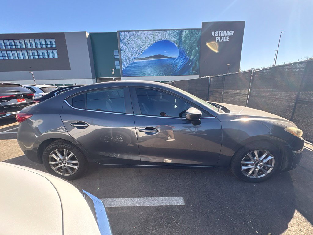 Used 2016 MAZDA MAZDA3 i Sport w/ Preferred Equipment Package FWD image 5