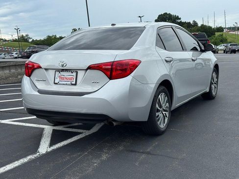 Used 2019 Toyota Corolla XLE FWD image 3